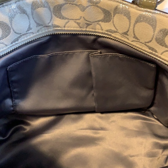 Coach signature fabric handbag - Picture 4 of 8
